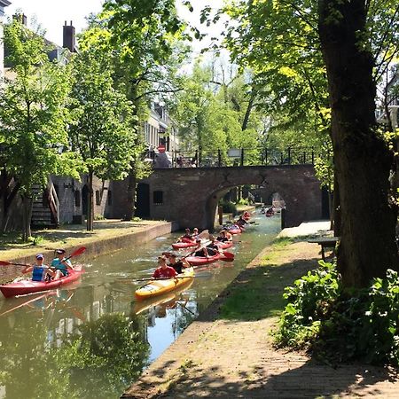 Large Historical Apartment & Canal Terrace Utrecht Exterior foto