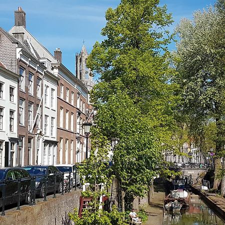 Large Historical Apartment & Canal Terrace Utrecht Exterior foto